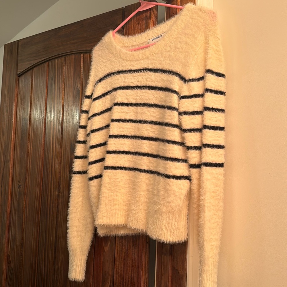 Old Navy Sweater